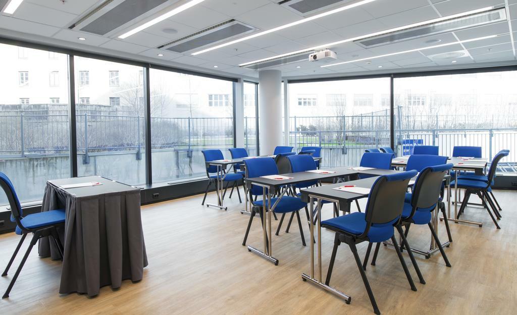 Hotel Thon Vika Atrium 4*